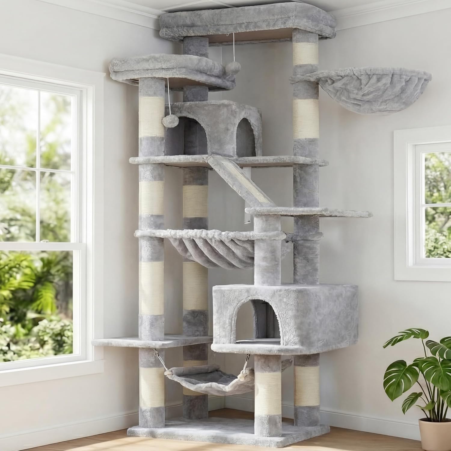 Arbre à chat Heybly HCT034W de 180 cm en gris clair, montrant les différentes plateformes, grottes et hamacs.