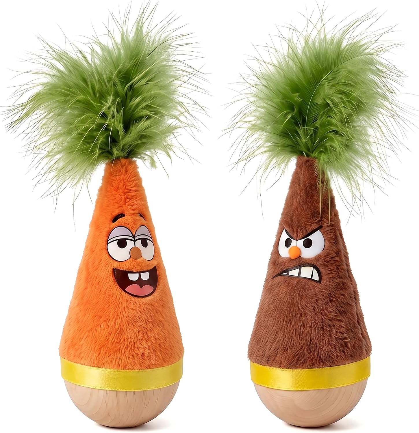Lot de deux jouets pour chat en forme de carotte, l'une orange souriante, l'autre marron fâchée, avec socle en bois